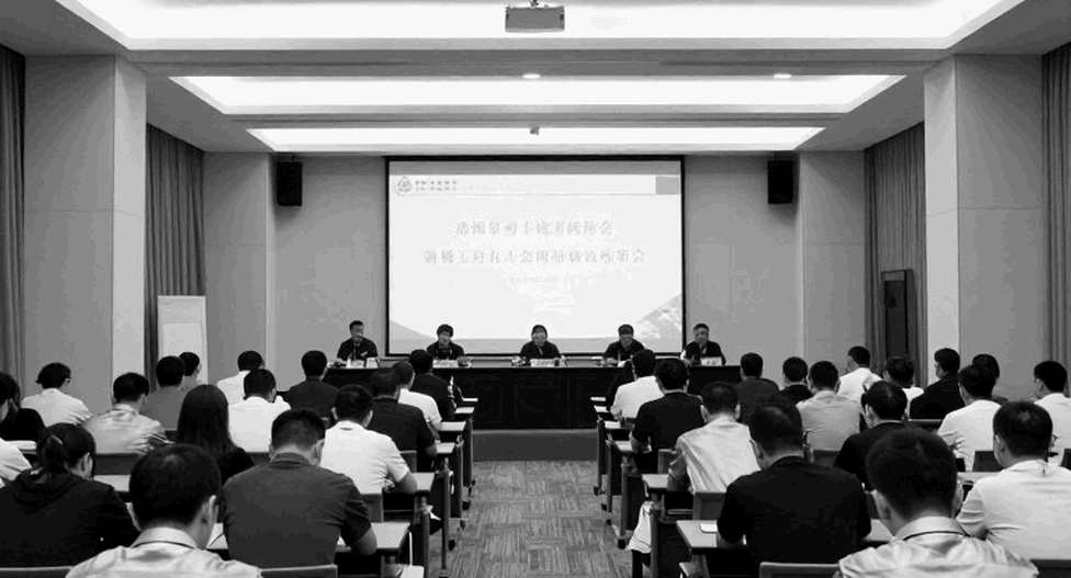 Piastri và chiếc MCL40: đường đua 2026 đã lấy đi đúng thứ anh giỏi nhất