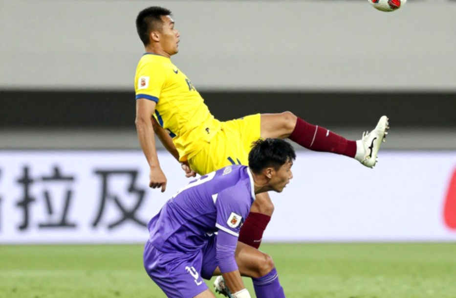 Clasico: cơn sốt của Courtois đánh lạc hướng, án treo giò bốn trận của Vinicius mới là vết thương thật