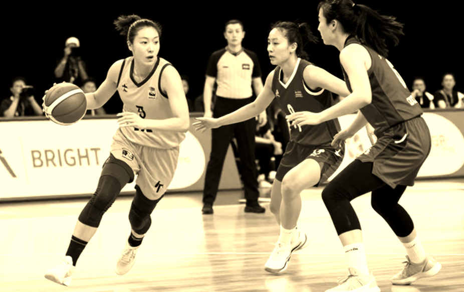 Vietnam's National Team in Bandung: 200 Kilometers by Road, One Replacement, and the Six-Day Three-Match Equation Vietnam's National Team in Bandung: 200 Kilometers by Road, One Replacement, and the Six-Day Three-Match Equation