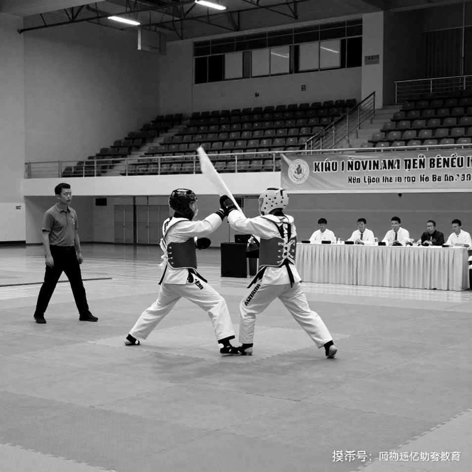 Jena Bishop và vương miện PFL: Khi một vòng đấu 10-8 suýt xóa sổ nhà vô địch