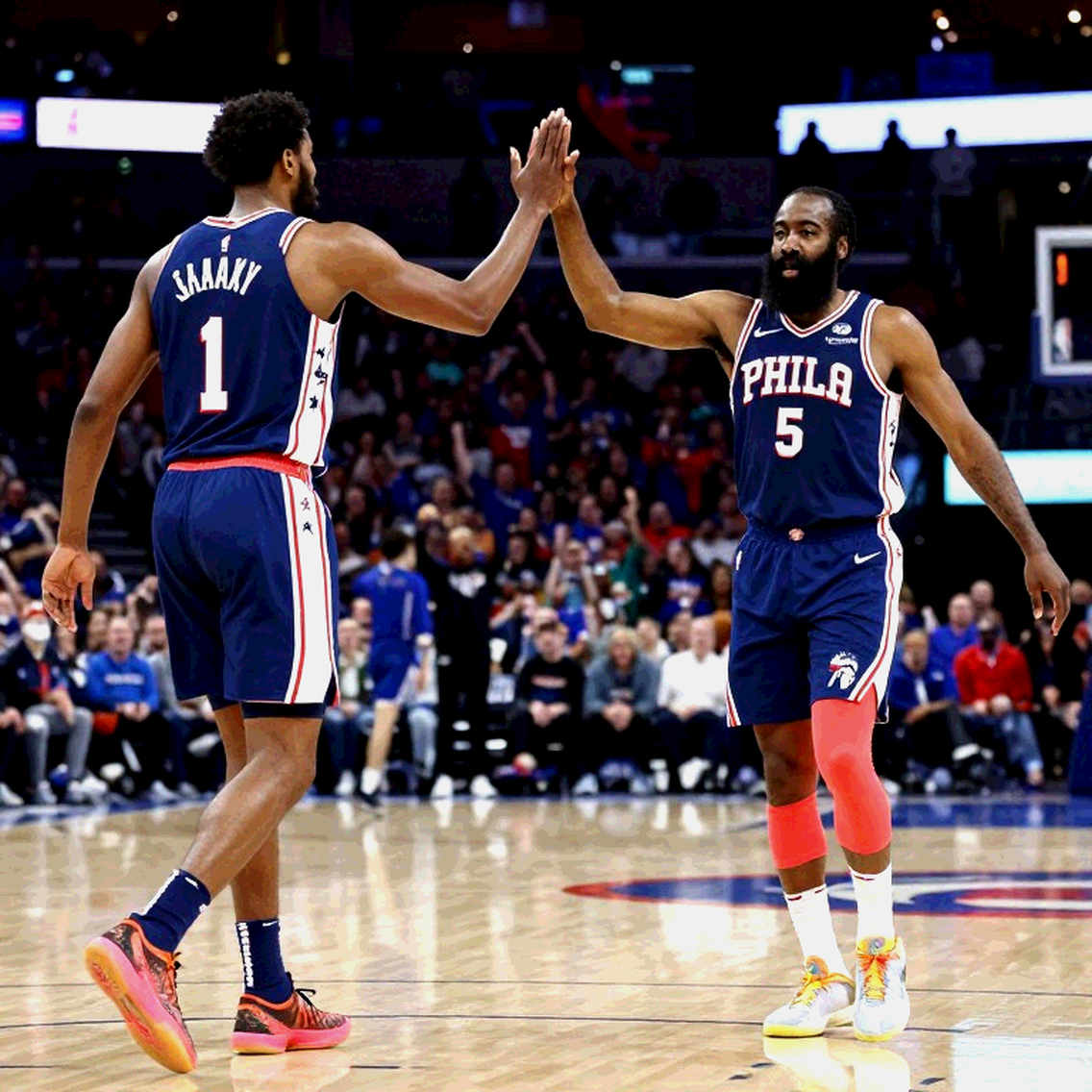 FIBA trao Huân chương Công trạng cho Harlem Globetrotters: Thế kỷ giải trí và bài toán quyền lực mềm mà bóng rổ đỉnh cao đã quên