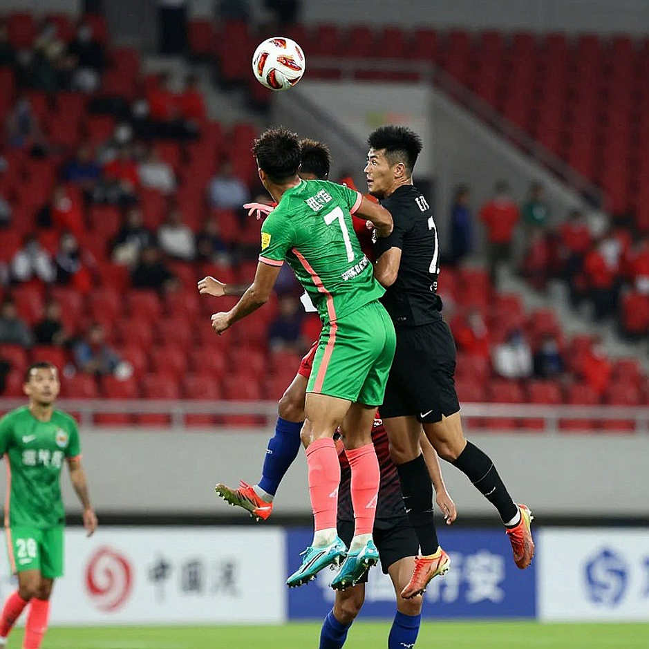 Le Giang Patrik and the Legacy of a Late-Arriving Goalkeeper Le Giang Patrik and the Legacy of a Late-Arriving Goalkeeper