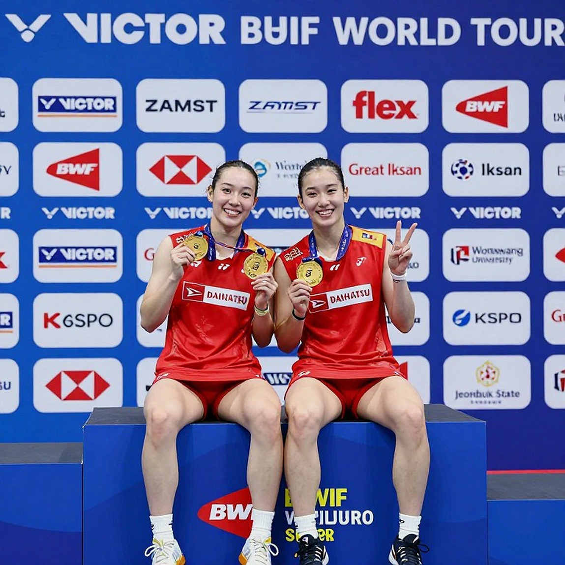 Alwi Farhan Spars with Momota: One Hitting Session and a Data Void Before Asian Games 2026 Alwi Farhan Spars with Momota: One Hitting Session and a Data Void Before Asian Games 2026